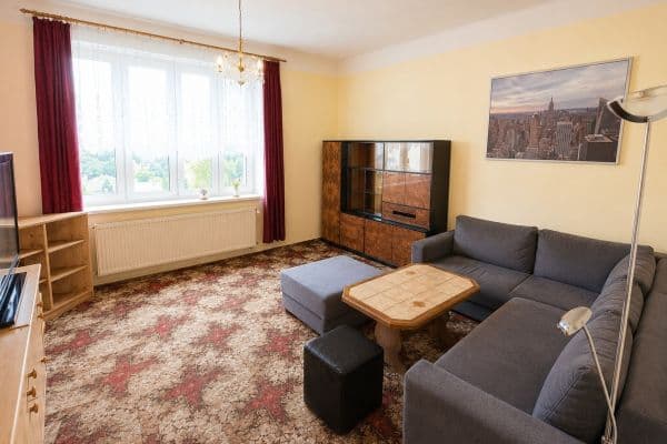 Pronájem bytu 2+1 97 m², Pod Třebešínem, Praha Pronájem bytu 2+1 97 m², Pod Třebešínem, Praha