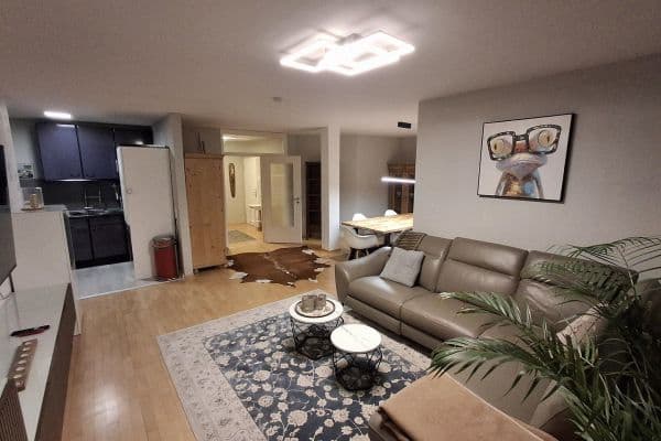 Pronájem bytu 3+1 73 m², Bonn, Severní Porýní-Vestfálsko Pronájem bytu 3+1 73 m², Bonn, Severní Porýní-Vestfálsko
