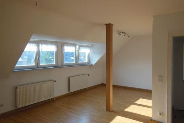 Pronájem bytu 3+1 72 m², Krefeld Pronájem bytu 3+1 72 m², Krefeld
