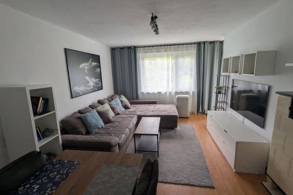 Pronájem bytu 2+1 60 m², Goldmühlestr. 32, Sindelfingen, Bádensko-Württembersko Pronájem bytu 2+1 60 m², Goldmühlestr. 32, Sindelfingen, Bádensko-Württembersko
