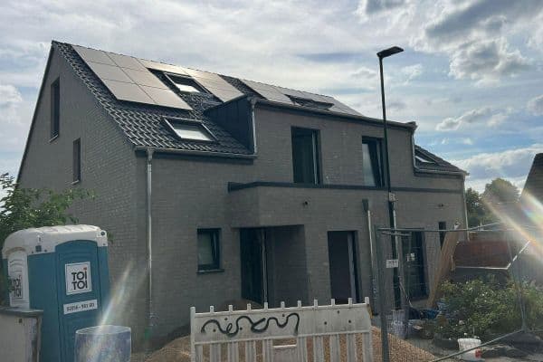 Prodej domu 155 m², pozemek 347 m², Oberweg 6, Kerpen Prodej domu 155 m², pozemek 347 m², Oberweg 6, Kerpen