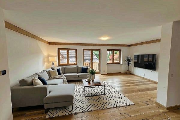 Prodej domu 160 m², pozemek 244 m², Am Anger 10a, Babensham, Bavorsko Prodej domu 160 m², pozemek 244 m², Am Anger 10a, Babensham, Bavorsko