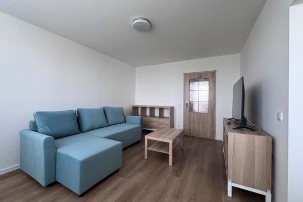 Pronájem bytu 2+1 60 m², Slovácká, Břeclav Pronájem bytu 2+1 60 m², Slovácká, Břeclav
