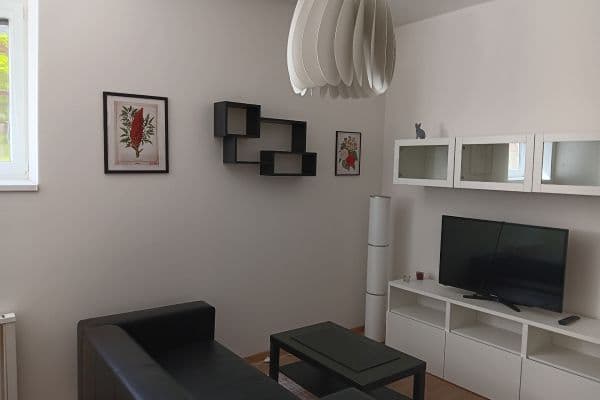 Pronájem bytu 2+kk 35 m², Kolodějská, Praha Pronájem bytu 2+kk 35 m², Kolodějská, Praha