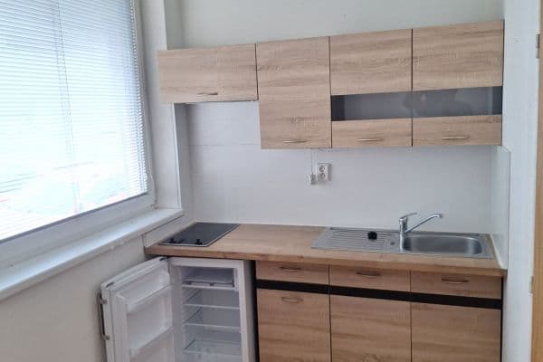 Pronájem bytu 1+kk 19 m², Podpěrova, Brno Pronájem bytu 1+kk 19 m², Podpěrova, Brno