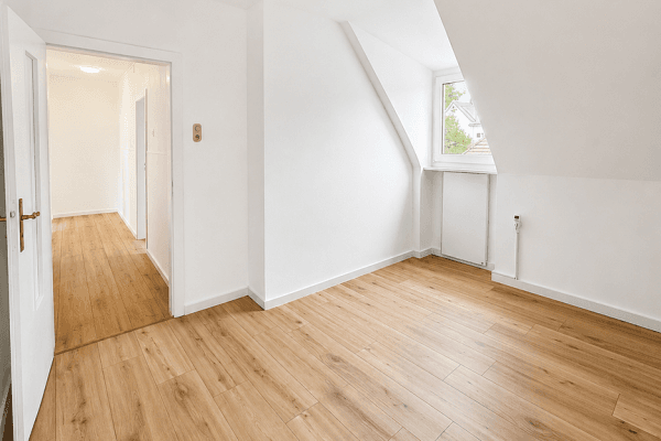 Pronájem bytu 4+1 95 m², Königstr. 11, Remscheid Pronájem bytu 4+1 95 m², Königstr. 11, Remscheid