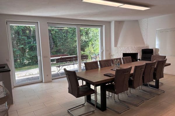 Pronájem bytu 5+1 115 m², Grünwald, Bavorsko Pronájem bytu 5+1 115 m², Grünwald, Bavorsko