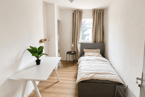 Pronájem bytu 1+1 11 m², Peter-Henlein-Straße 78, Nürnberg Pronájem bytu 1+1 11 m², Peter-Henlein-Straße 78, Nürnberg