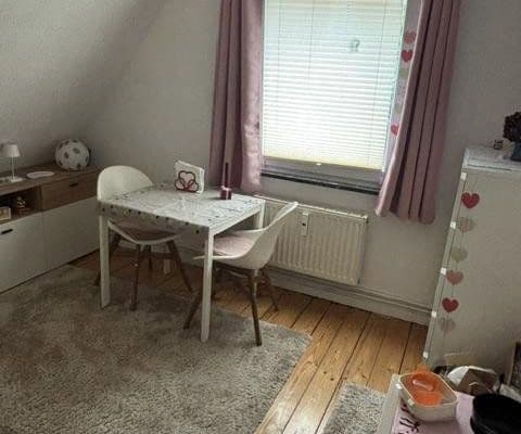 Pronájem bytu 3+1 42 m², Ravensbrink 9a, Osnabrück Pronájem bytu 3+1 42 m², Ravensbrink 9a, Osnabrück