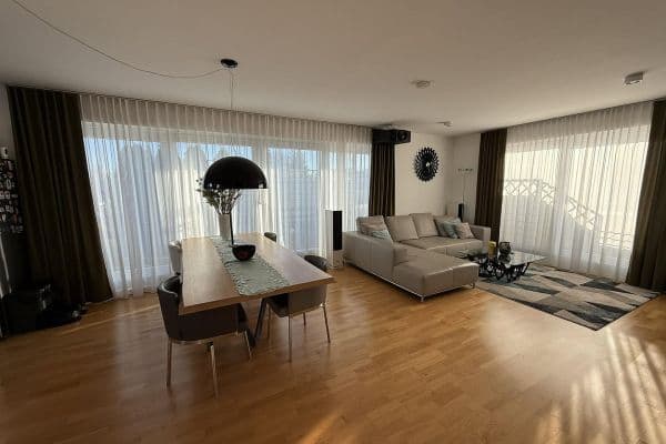Pronájem bytu 3+1 119 m², Petzetstraße, München Obermenzing, Bavorsko Pronájem bytu 3+1 119 m², Petzetstraße, München Obermenzing, Bavorsko