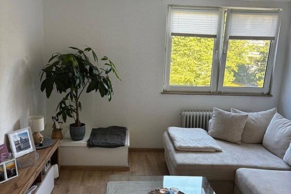 Pronájem bytu 3+1 45 m², Wittenbergstr. 58, Essen Pronájem bytu 3+1 45 m², Wittenbergstr. 58, Essen