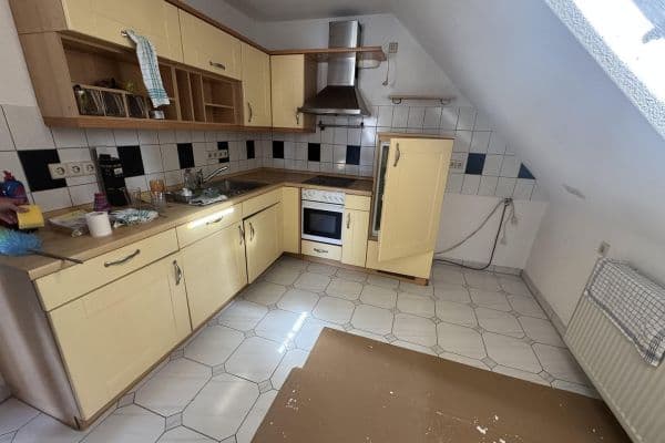 Pronájem bytu 2+kk 60 m², Lindenweg 5, Erkenbrechtsweiler Pronájem bytu 2+kk 60 m², Lindenweg 5, Erkenbrechtsweiler