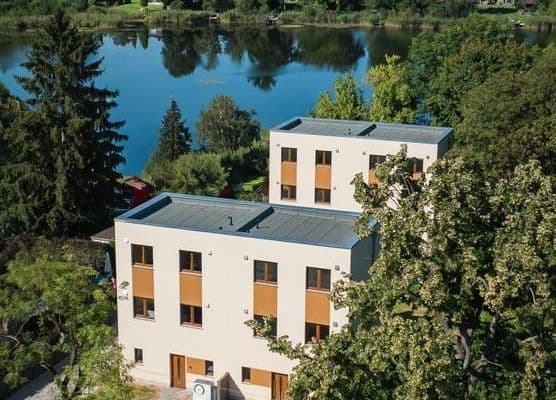 Prodej domu 143 m², pozemek 350 m², Seepromenade 40c, Falkensee Prodej domu 143 m², pozemek 350 m², Seepromenade 40c, Falkensee