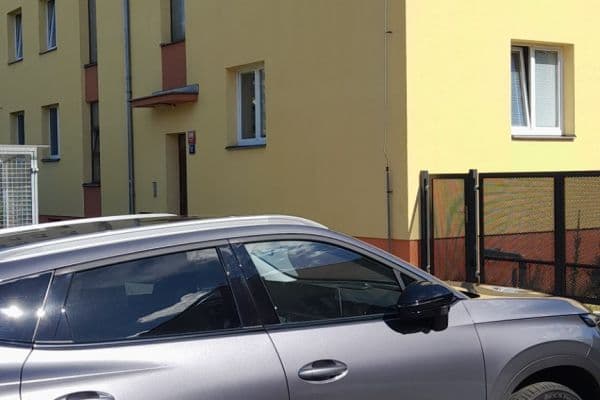 Pronájem bytu 3+kk 78 m², Lumiérů, Praha Pronájem bytu 3+kk 78 m², Lumiérů, Praha