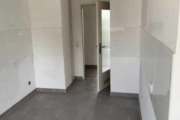 Pronájem bytu 2+1 55 m², Theodor-Heuss-Str. 34, Worms Pronájem bytu 2+1 55 m², Theodor-Heuss-Str. 34, Worms