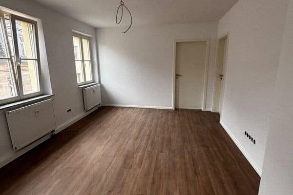 Pronájem bytu 4+1 72 m², Moststraße 7, Bayern - Fürth Pronájem bytu 4+1 72 m², Moststraße 7, Bayern - Fürth