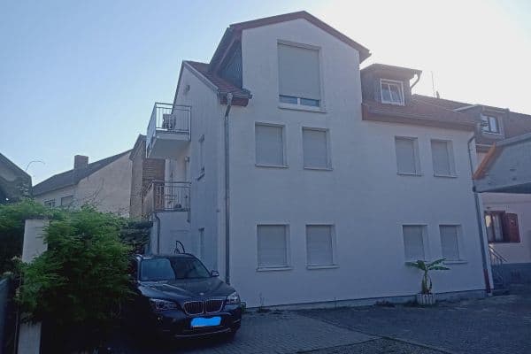 Prodej domu 240 m², pozemek 301 m², Hochheim Prodej domu 240 m², pozemek 301 m², Hochheim