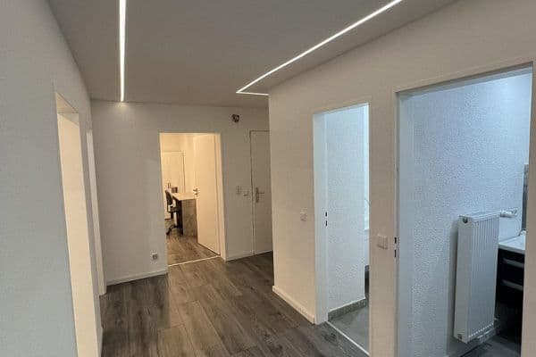 Pronájem bytu 4+1 85 m², Mannheim, Bádensko-Württembersko Pronájem bytu 4+1 85 m², Mannheim, Bádensko-Württembersko