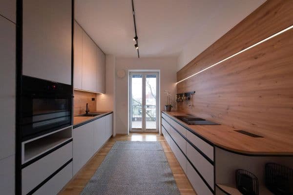 Prodej bytu 3+1 88 m², Sterndamm 66 B, Berlin, Berlín Prodej bytu 3+1 88 m², Sterndamm 66 B, Berlin, Berlín