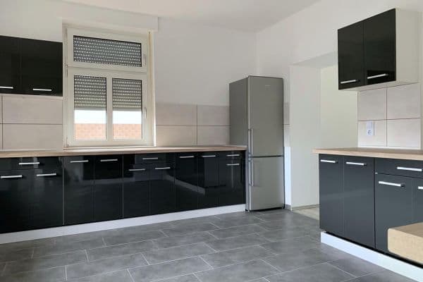 Pronájem bytu 2+1 72 m², Bahnhofstrasse 5, Usingen Pronájem bytu 2+1 72 m², Bahnhofstrasse 5, Usingen