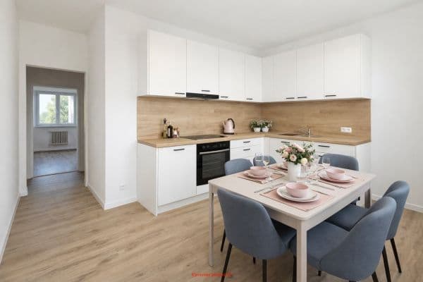 Pronájem bytu 3+1 72 m², Slovenská, Karviná-Hranice Pronájem bytu 3+1 72 m², Slovenská, Karviná-Hranice