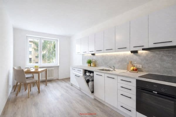 Pronájem bytu 3+1 70 m², Hlavní třída, Havířov-Město Pronájem bytu 3+1 70 m², Hlavní třída, Havířov-Město