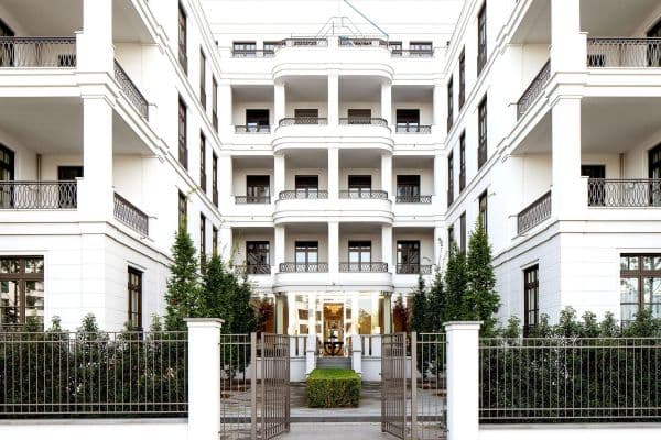 Pronájem bytu 5+1 404 m², Schanzenstr. 80 - 82, Düsseldorf - Oberkassel Pronájem bytu 5+1 404 m², Schanzenstr. 80 - 82, Düsseldorf - Oberkassel