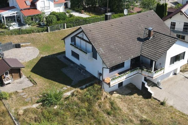 Prodej domu 230 m², pozemek 1.260 m², Friedberg, Bavorsko Prodej domu 230 m², pozemek 1.260 m², Friedberg, Bavorsko