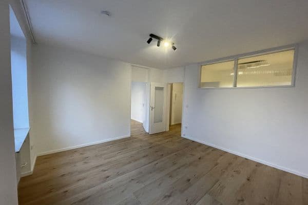 Pronájem bytu 2+1 39 m², Balbiererstraße 10, Fürth Pronájem bytu 2+1 39 m², Balbiererstraße 10, Fürth