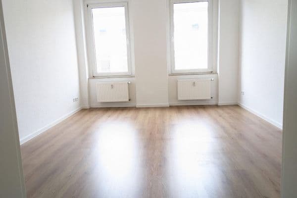 Pronájem bytu 3+1 81 m², Thomasiusstr. 12, Halle Pronájem bytu 3+1 81 m², Thomasiusstr. 12, Halle