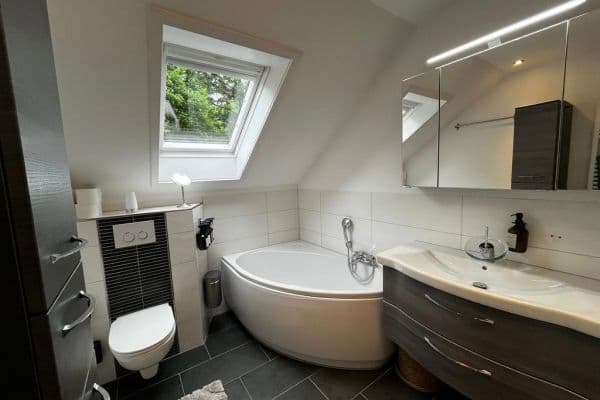 Prodej bytu 2+1 80 m², Baden-Baden / Lichtental, Bádensko-Württembersko Prodej bytu 2+1 80 m², Baden-Baden / Lichtental, Bádensko-Württembersko
