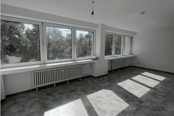 Pronájem bytu 3+1 96 m², Hochemmericher Str. 29, Duisburg Pronájem bytu 3+1 96 m², Hochemmericher Str. 29, Duisburg