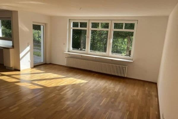 Pronájem bytu 3+1 102 m², Mörlenbach Pronájem bytu 3+1 102 m², Mörlenbach
