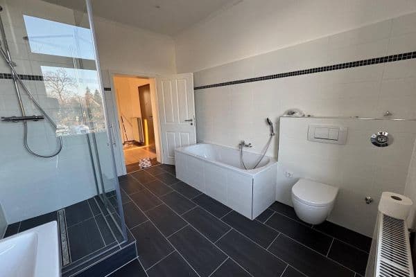 Pronájem bytu 3+1 85 m², Wenderter Straße 15, Sarstedt Pronájem bytu 3+1 85 m², Wenderter Straße 15, Sarstedt