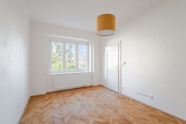 Pronájem bytu 2+kk 43 m², Myslbekova, Praha Pronájem bytu 2+kk 43 m², Myslbekova, Praha