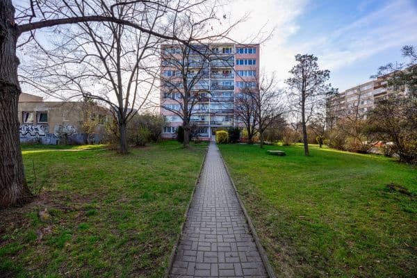 Prodej bytu 3+1 72 m², V Zápolí, Praha Prodej bytu 3+1 72 m², V Zápolí, Praha