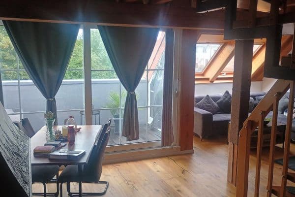 Pronájem bytu 3+1 110 m², Kreuzstr. 3A, Rinteln Pronájem bytu 3+1 110 m², Kreuzstr. 3A, Rinteln