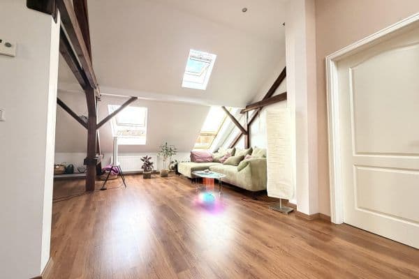 Prodej bytu 4+1 93 m², Nürnberg, Bavorsko Prodej bytu 4+1 93 m², Nürnberg, Bavorsko