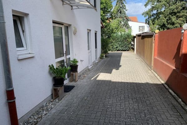 Pronájem bytu 2+1 70 m², Karlsruhe Pronájem bytu 2+1 70 m², Karlsruhe