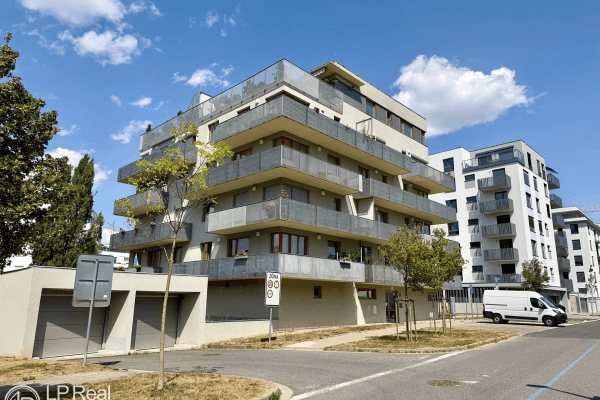 Prodej bytu 3+kk 80 m², Divíškové, Praha, Praha Prodej bytu 3+kk 80 m², Divíškové, Praha, Praha