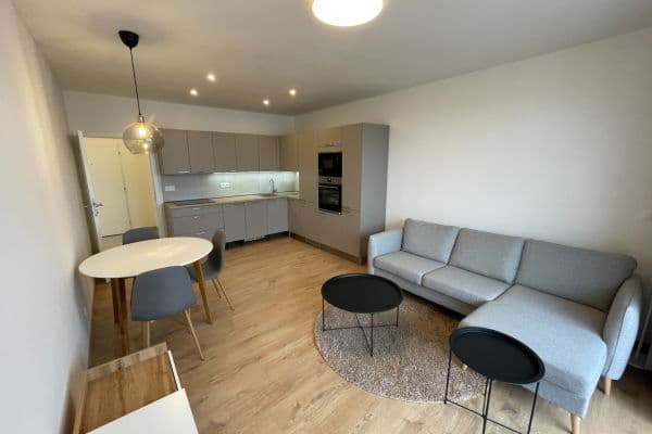 Pronájem bytu 2+kk 50 m², Buková, Jihlava Pronájem bytu 2+kk 50 m², Buková, Jihlava