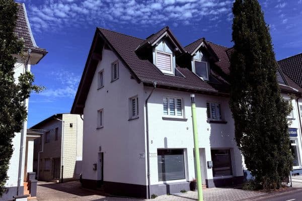 Prodej domu 133 m², pozemek 98 m², Kirchstraße 8, Lohmar Prodej domu 133 m², pozemek 98 m², Kirchstraße 8, Lohmar