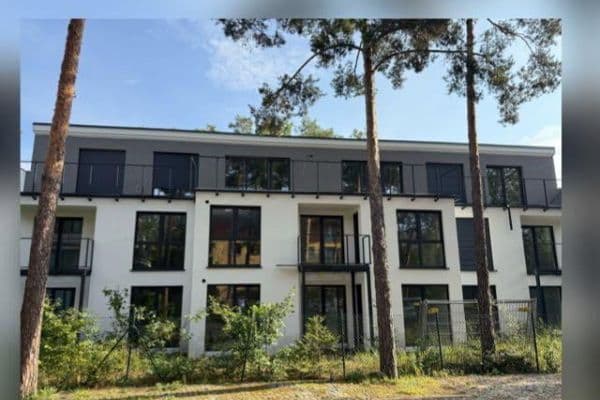Pronájem bytu 3+1 118 m², Waldhornweg 47, Potsdam Pronájem bytu 3+1 118 m², Waldhornweg 47, Potsdam