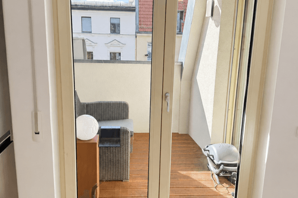 Prodej bytu 3+1 83 m², Fehrbelliner Str. 24, Berlin Prodej bytu 3+1 83 m², Fehrbelliner Str. 24, Berlin