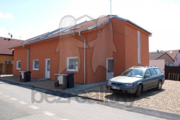 Pronájem bytu 1+kk 25 m², Ořechová, SO POÚ Šlapanice Pronájem bytu 1+kk 25 m², Ořechová, SO POÚ Šlapanice