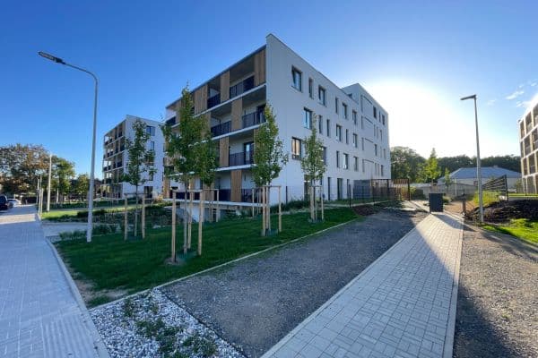Pronájem bytu 2+kk 55 m², U Engerthu, SO POÚ Kladno Pronájem bytu 2+kk 55 m², U Engerthu, SO POÚ Kladno