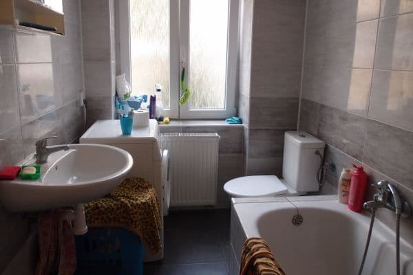 Pronájem bytu 2+1 54 m², Osvobození, Adamov Pronájem bytu 2+1 54 m², Osvobození, Adamov