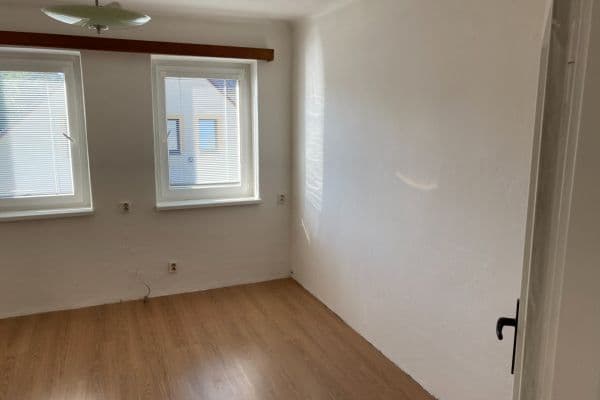 Prodej bytu 2+1 56 m², U Družiny, Liberec Prodej bytu 2+1 56 m², U Družiny, Liberec