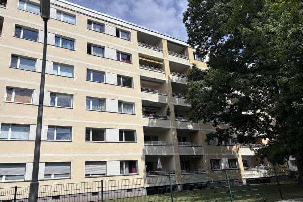 Prodej bytu 3+1 84 m², Berlin, Berlín Prodej bytu 3+1 84 m², Berlin, Berlín
