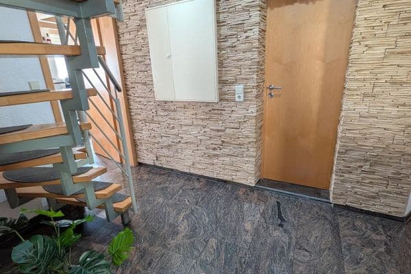 Prodej domu 131 m², pozemek 161 m², Mundelsheim Prodej domu 131 m², pozemek 161 m², Mundelsheim